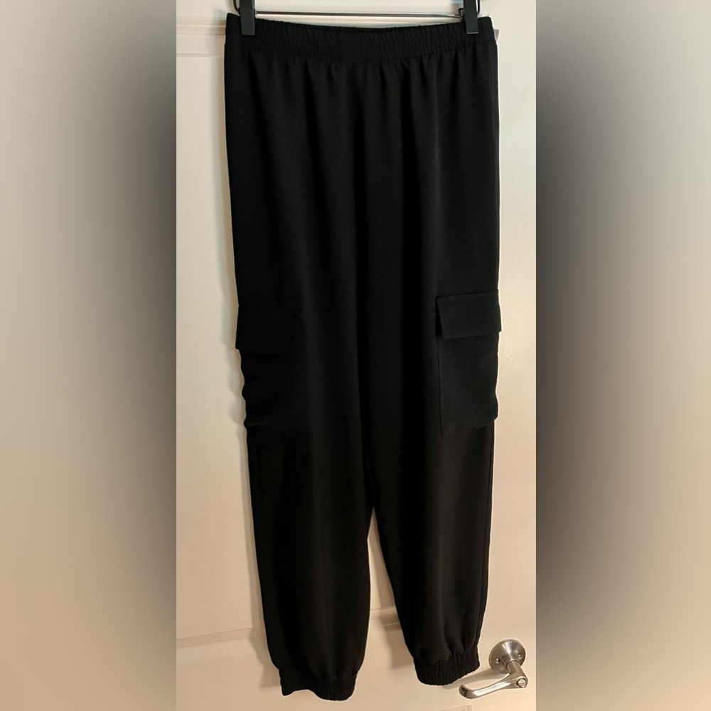 ZARA jogger cargo pants in black, size small